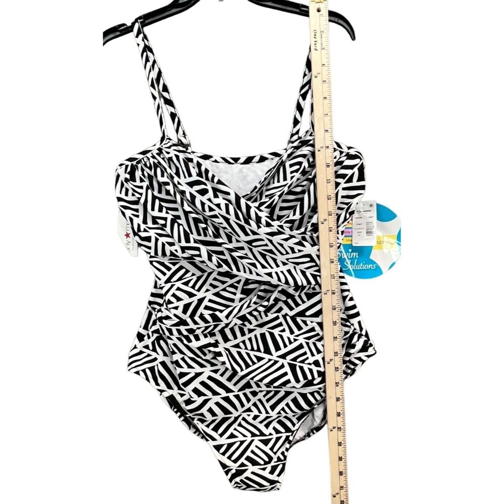 Swim Solutions Swimsuit Womens 20 Black White Ruched Underwire Tummy‎ Control - Picture 7 of 15